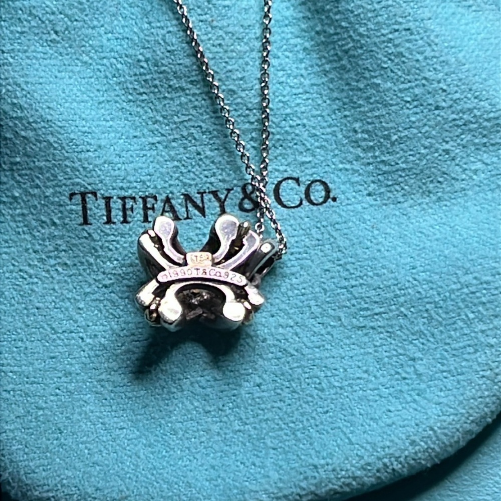 Tiffany & Co. Signature X  925 750 Necklace - Picture 2 of 5